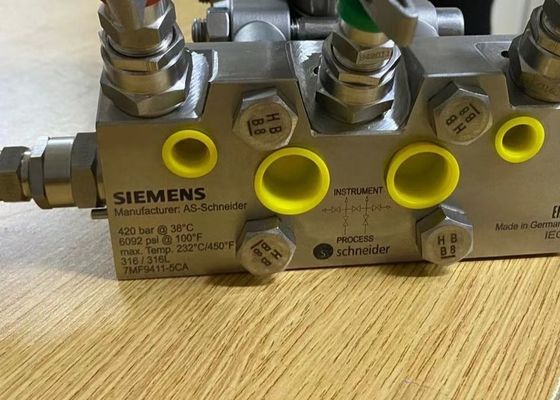 7MF0340-1RL01-5AF2-Z A01+C11+E00+H02+U04 فرستنده سیمنز ، فرستنده فشار فرقی سیمنز