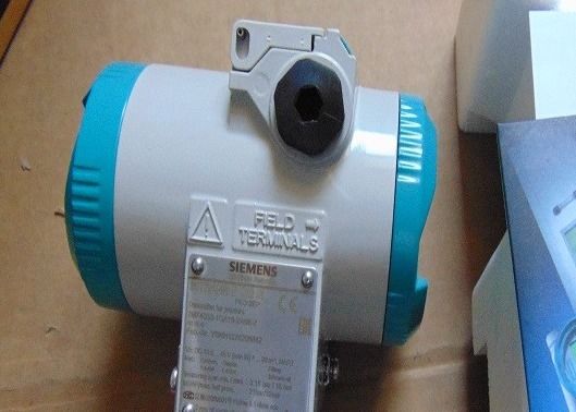 7MF4033-1DA10-2AB6-Z A01+Y01+Y15 فرستنده SIEMENS