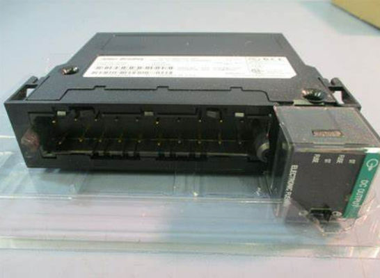1756-OB16E Allen Bradley ControlLogix 16 نقطه ماژول D / O ولتاژ 12-24 ولت DC