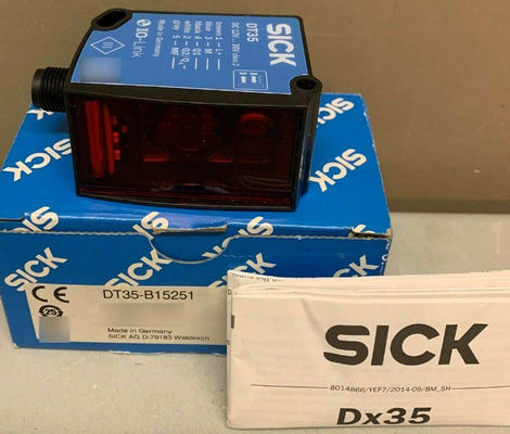 SICK DT35-B15251 حسگرهای فاصله لیزر Dx35 کانکتور مردانه M12، 5 پین
