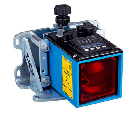 سنسور فاصله لیزری SICK Dx100 DL100-21AA2101 نمایشگر متریکس نقطه ای 6 رقمی 5 × 7، LED