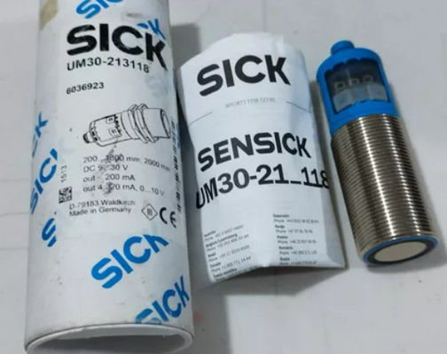 SICK UM30-213118 سنسورهای فاصله فوق صوتی UM30 اندازه رشته M30 X 1.5