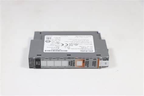 ماژول ورودی آنالوگ برای سیگنال فعلی Allen-Bradley 1734-IE8C POINT I/O