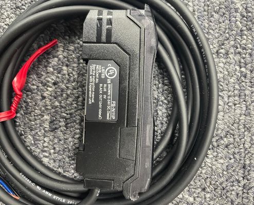 سنسور فیبر نوری دیجیتال KEYENCE FS-N11P با خروجی PNP نوع کابل واحد اصلی