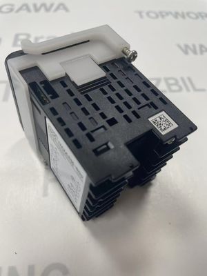 Omron E5CC-QX2A M-800 کنترلگر دمای PID با 16 خروجی دیجیتال