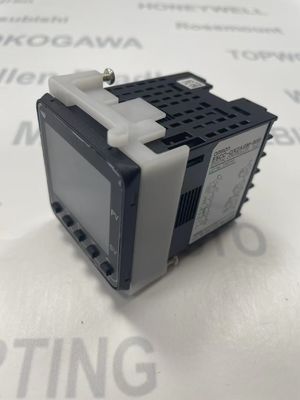 Omron E5CC-QX2A M-800 کنترلگر دمای PID با 16 خروجی دیجیتال