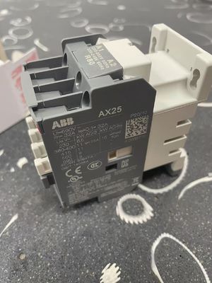 ABB AX25-30-10-80 AC Contactor نوع سیگنال تک قطبی و کلاس حفاظت IP67 برای عملکرد طولانی مدت
