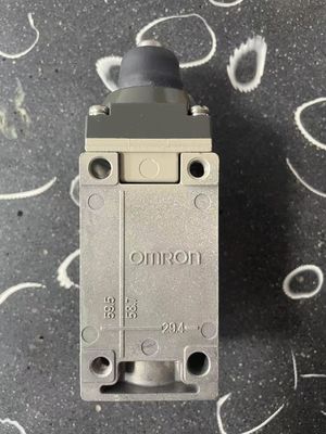 Omron D4A-3109N سوئیچ محدود کننده تجهیزات سنگین با حافظه SSD 32 گیگابایتی
