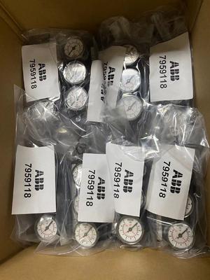 موقعیت‌یاب شیر ABB 7959118 با خروجی آنالوگ قابل برنامه‌ریزی از 4 تا 20 میلی‌آمپر دمای محیط 0-70 درجه سانتی‌گراد