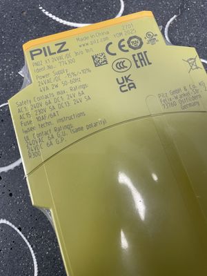 رله ایمنی توقف اضطراری PILZ PNOZ X1