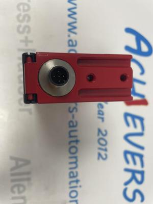 حسگر فاصله نوری Leuze ODSL 96B M/C66-S12 برای اندازه گیری دقیق فاصله