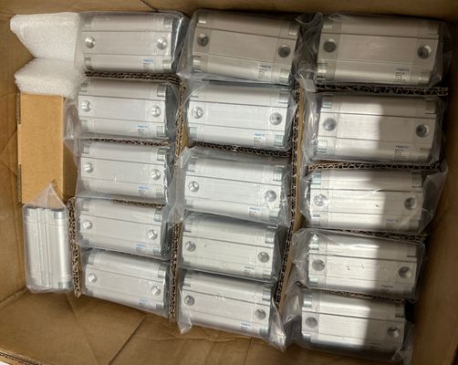 فیستو کامپکت سیلندر ADVU-32-30-P-A