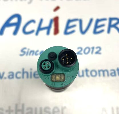 سنسور اولتراسونیک Pepperl+Fuchs UCC1000-30GM-IUR2-V15