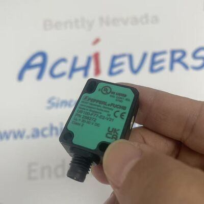 سنسور تشخیص مستقیم اولتراسونیک  UB100-F77-E2-V31
