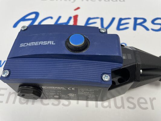 کلید ایمنی سیم کشش اضطراری Schmersal ZQ 900-22 Heavy-Duty