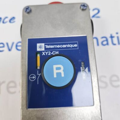 سوئیچ توقف اضطراری با کابل XY2-CH Telemecanique