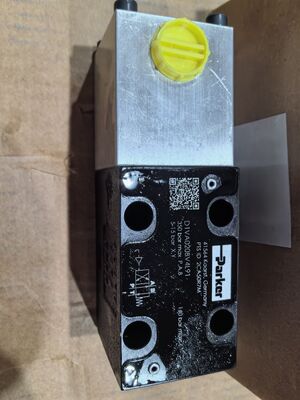 پارکر D1VA020.BV4L دریچه کنترل جهت گیری پنوماتیک